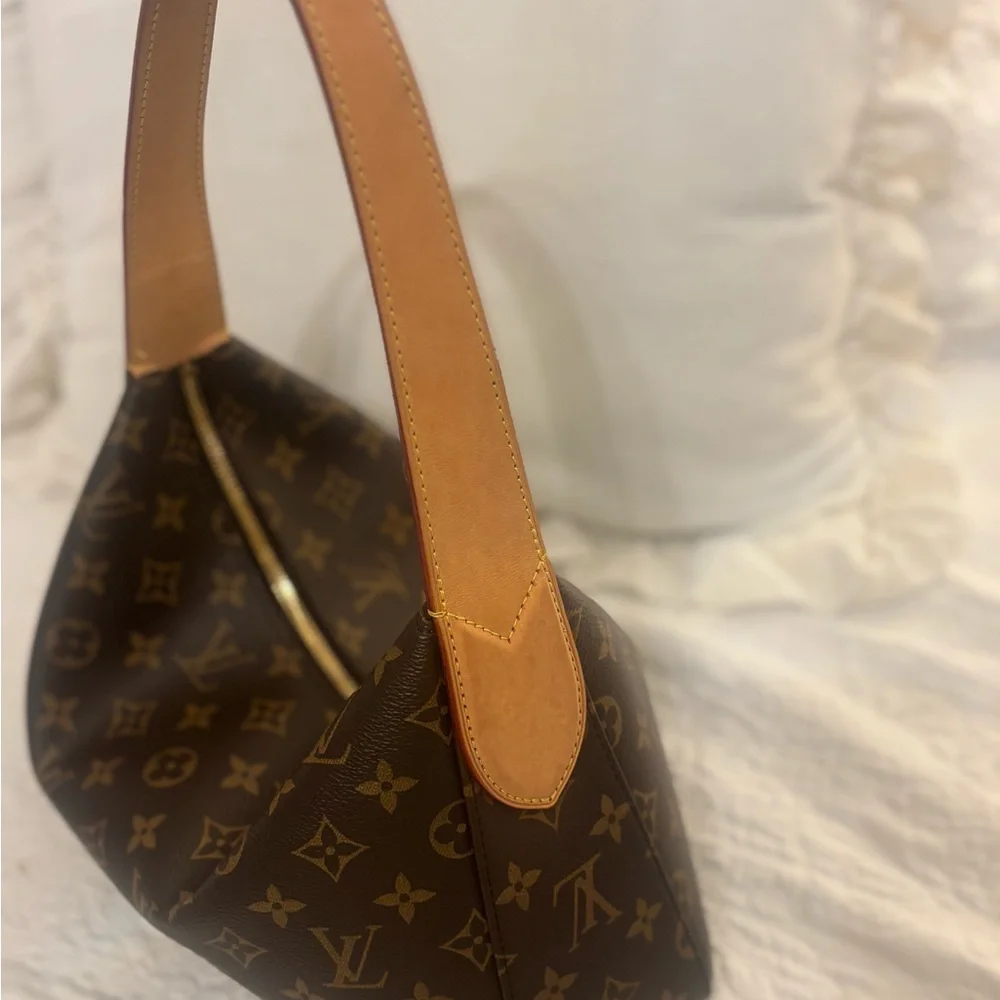 Louis Vuitton Slouchy PM - Picture 7 of 13